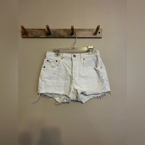 White 501 Levi denim shorts